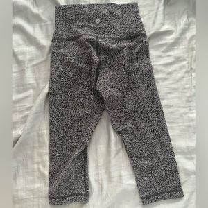 Lululemon leggings size 4
